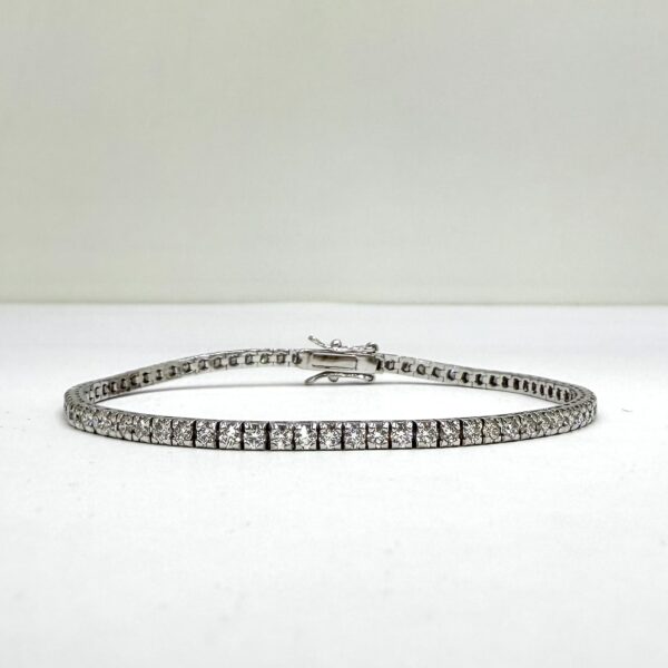 4CA843DA-873C-4D6B-A8F1-7C2F91461F62