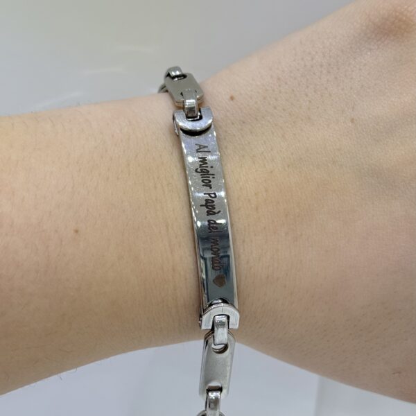 0D269968-75AA-452E-8D18-CE2C2D65B246