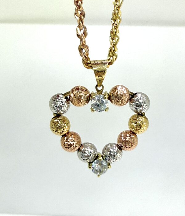 1D9E8DFA-920E-4C9B-B935-BABDE1EF7BF3